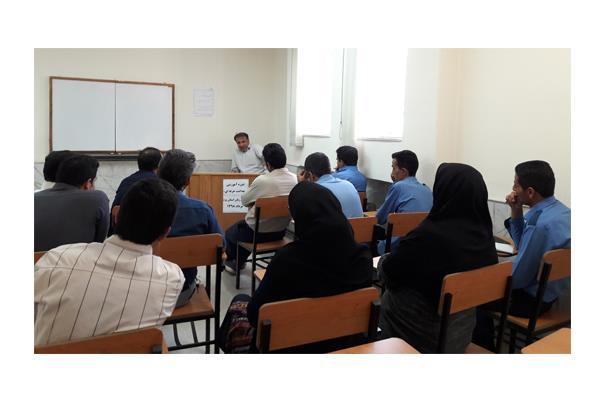 برگزاری دورۀ آموزشی «بهداشت حرفه‌ای» در استان یزد