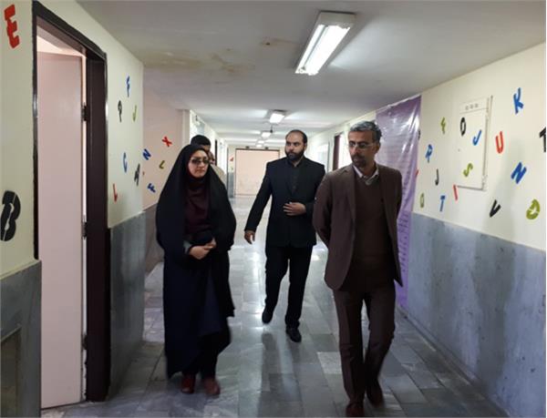 رییس کانون زبان از مراکز آموزشی استان سمنان بازدید کرد