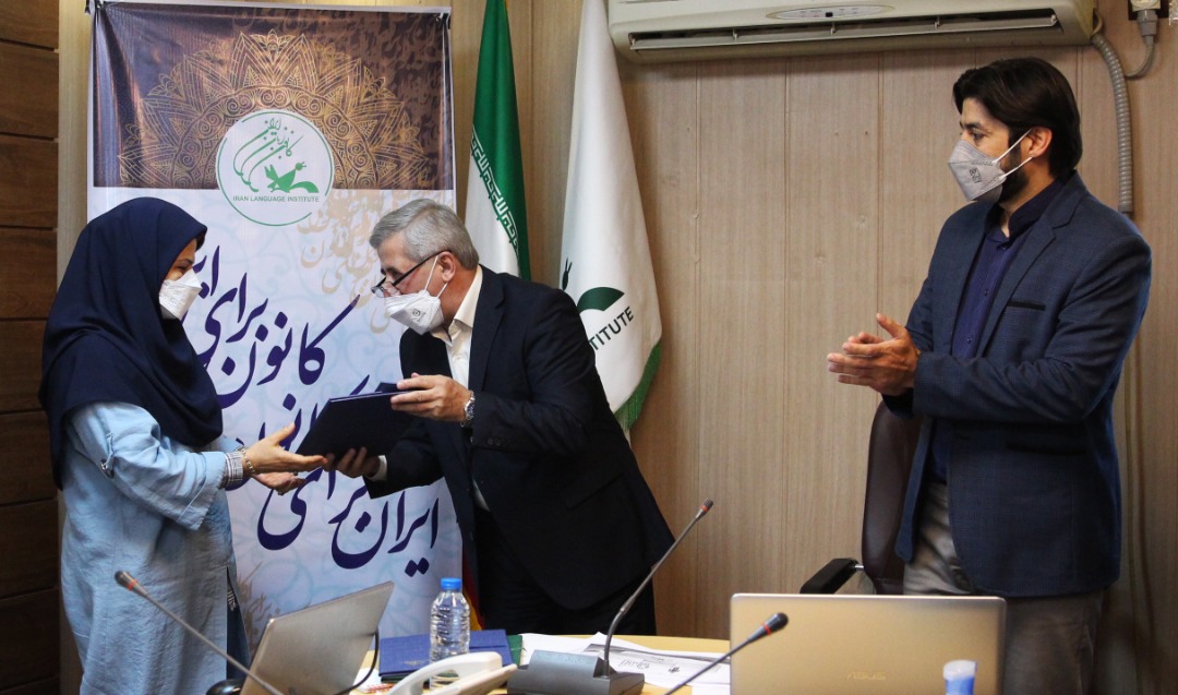 تجلیل از کارکنان3