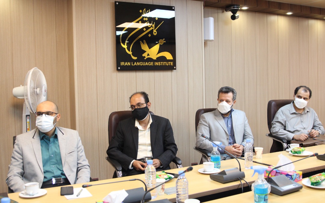 مسئولان مراکز 14