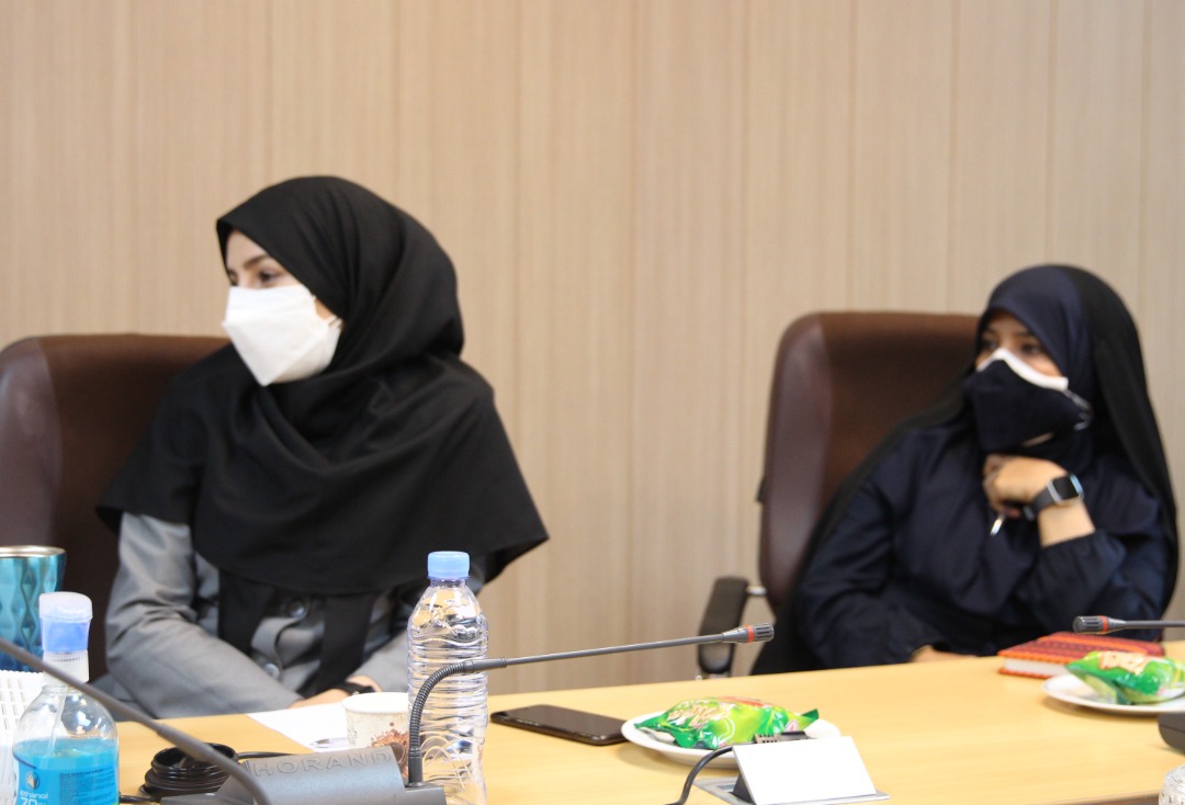 مسئولان مراکز 23