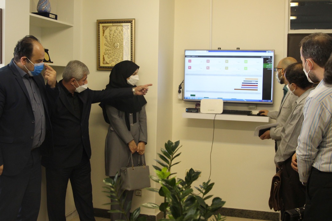 مسئولان مراکز 25