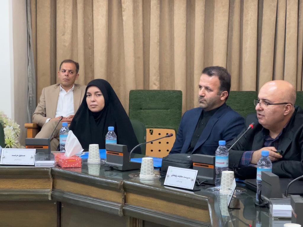 معاون پژوهشی