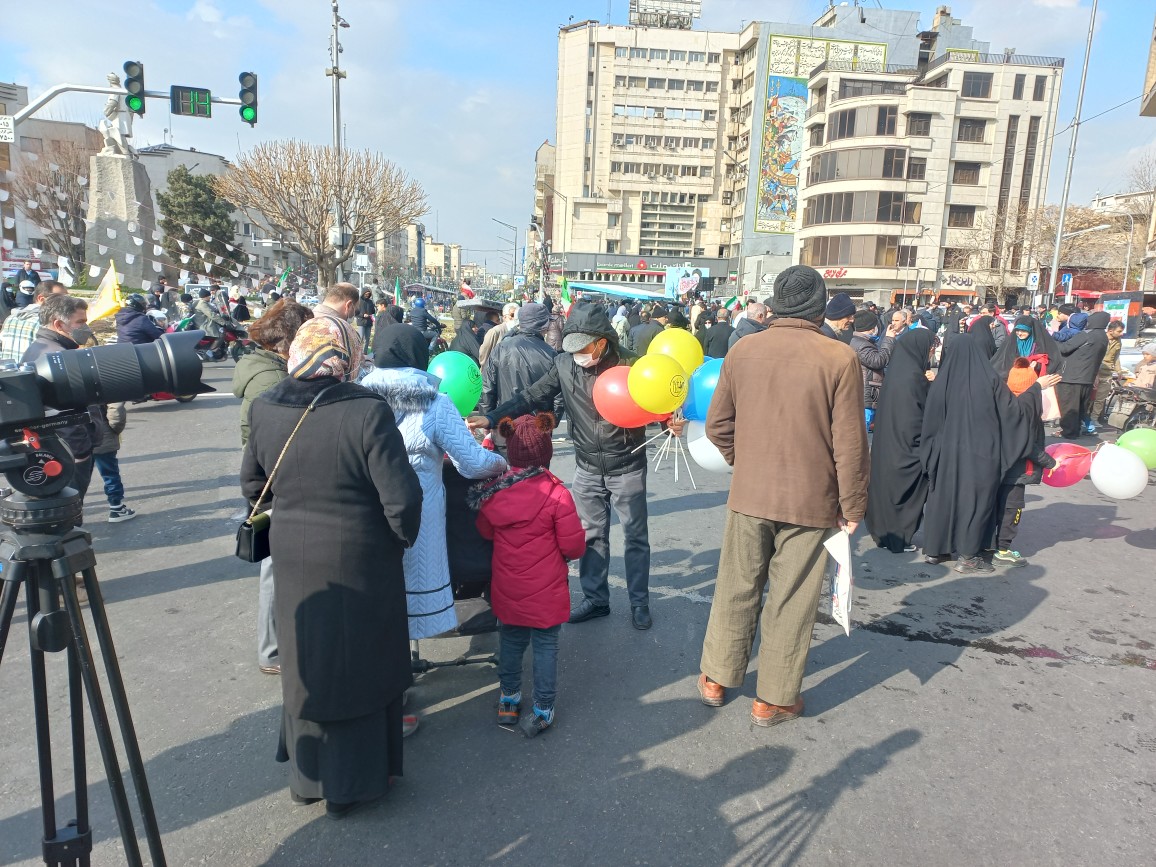 22 بهمن تهران 6