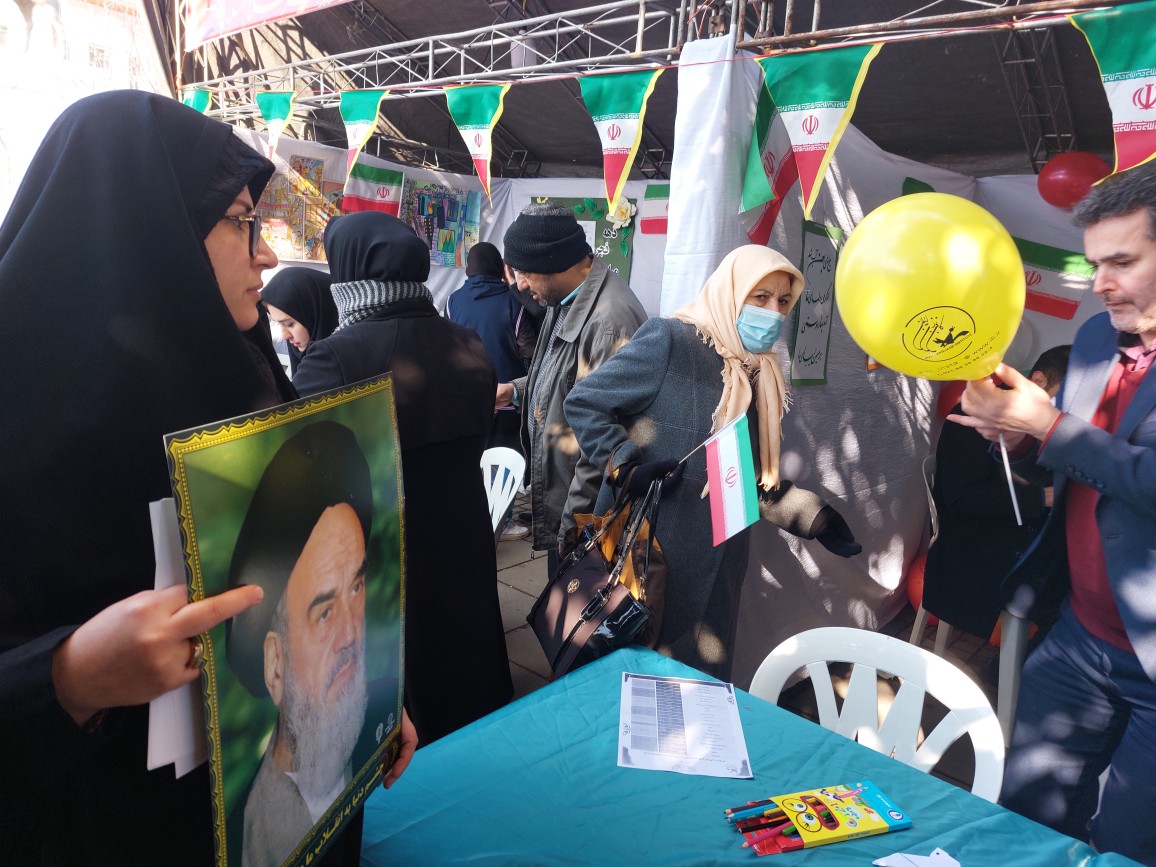 22 بهمن گیلان 3