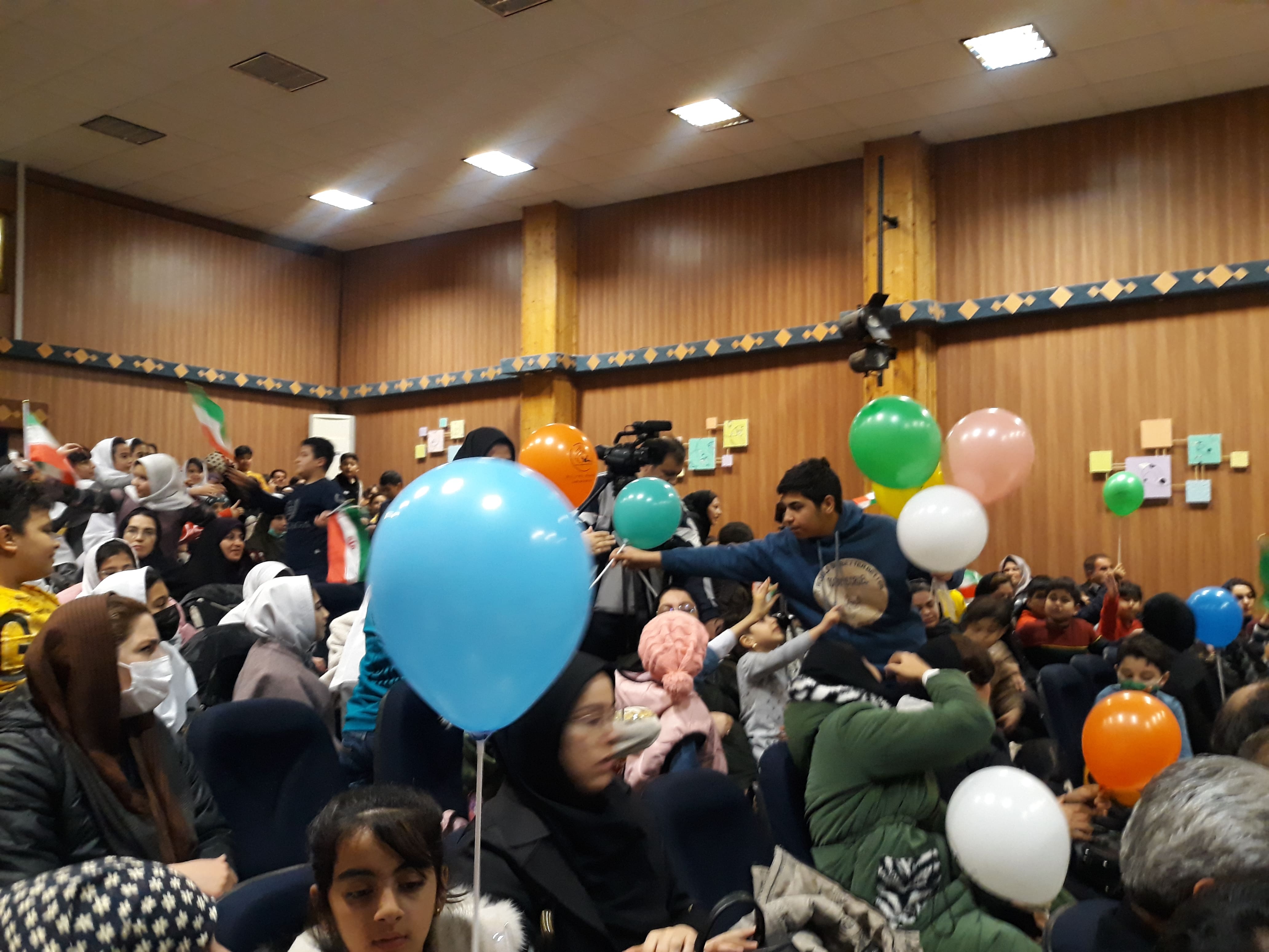 22 بهمن اردبیل 14