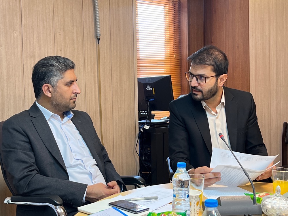 نشست با مسئولان مراکز 7