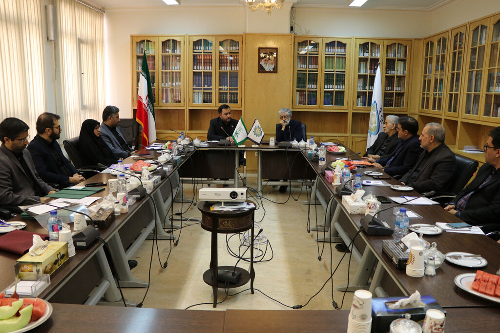 تفاهم‌نامه همکاری میان کانون زبان ایران و بنیاد سعدی منعقد شد