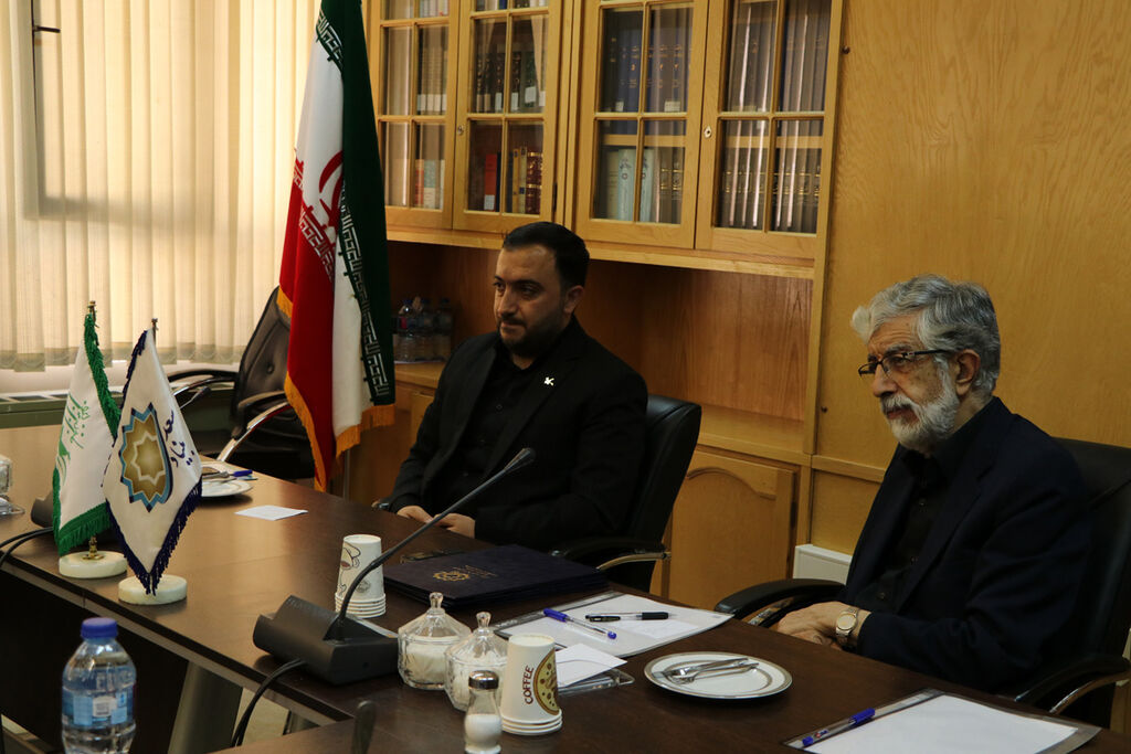 تفاهم‌نامه همکاری میان کانون زبان ایران و بنیاد سعدی منعقد شد