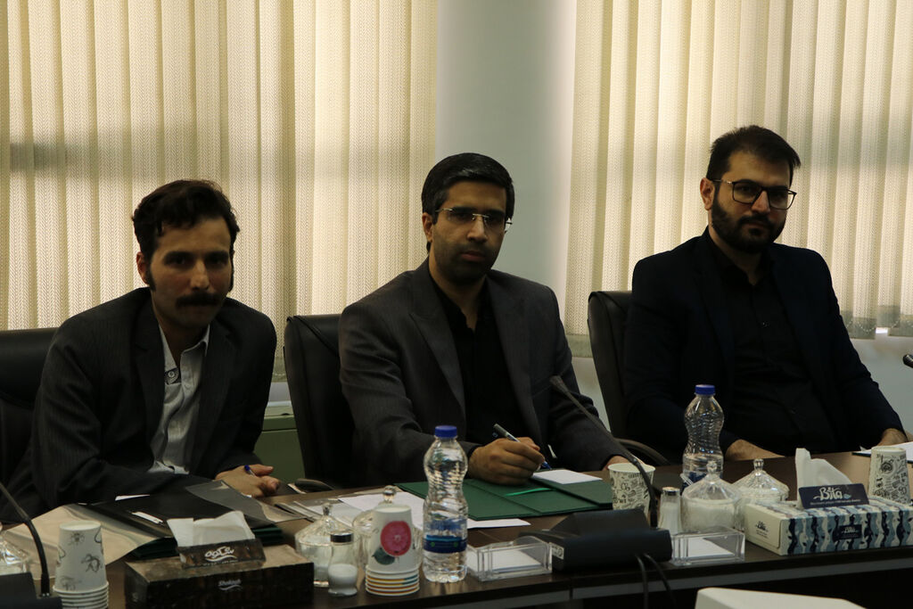 تفاهم‌نامه همکاری میان کانون زبان ایران و بنیاد سعدی منعقد شد