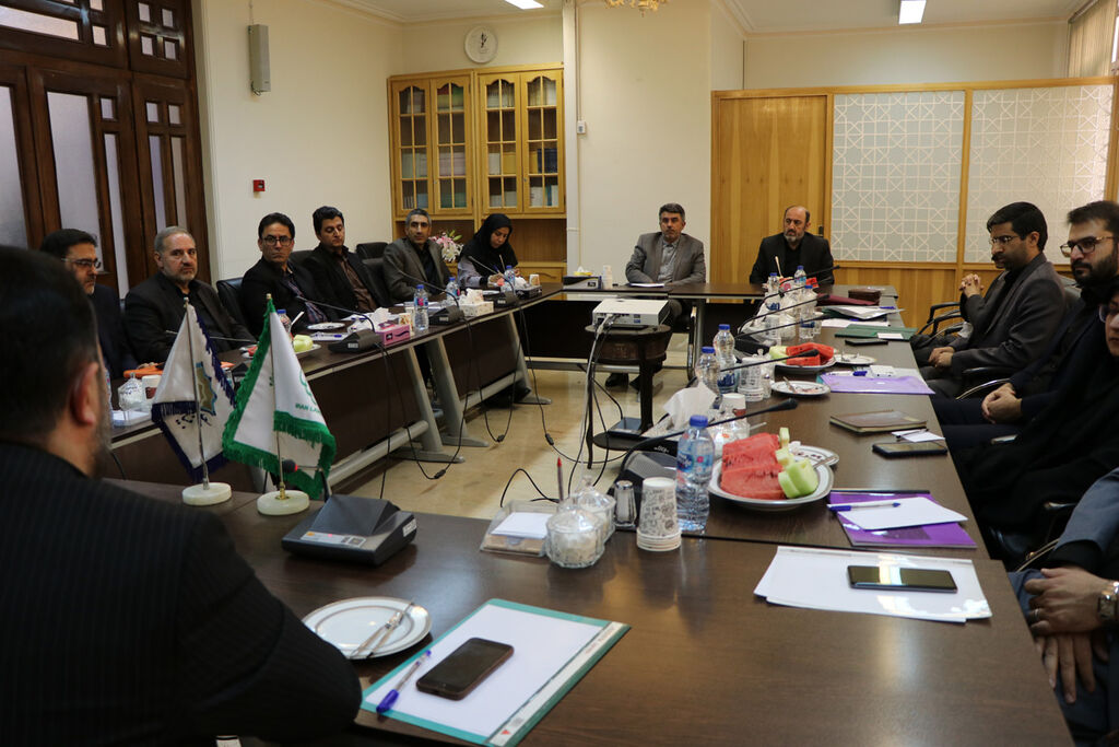 تفاهم‌نامه همکاری میان کانون زبان ایران و بنیاد سعدی منعقد شد