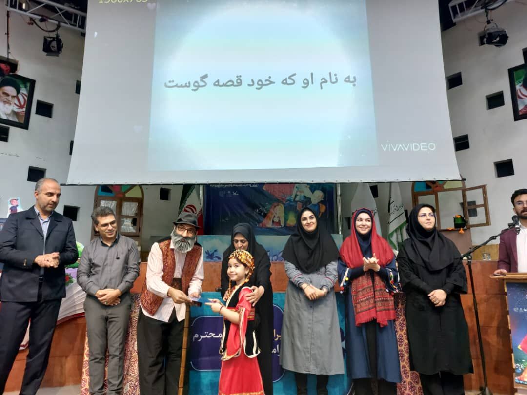 کانون زبان اصفهان در آیین پایانی دومین مهروارۀ قصه‌گویی از کتاب قصه‌های شهر من شرکت کرد