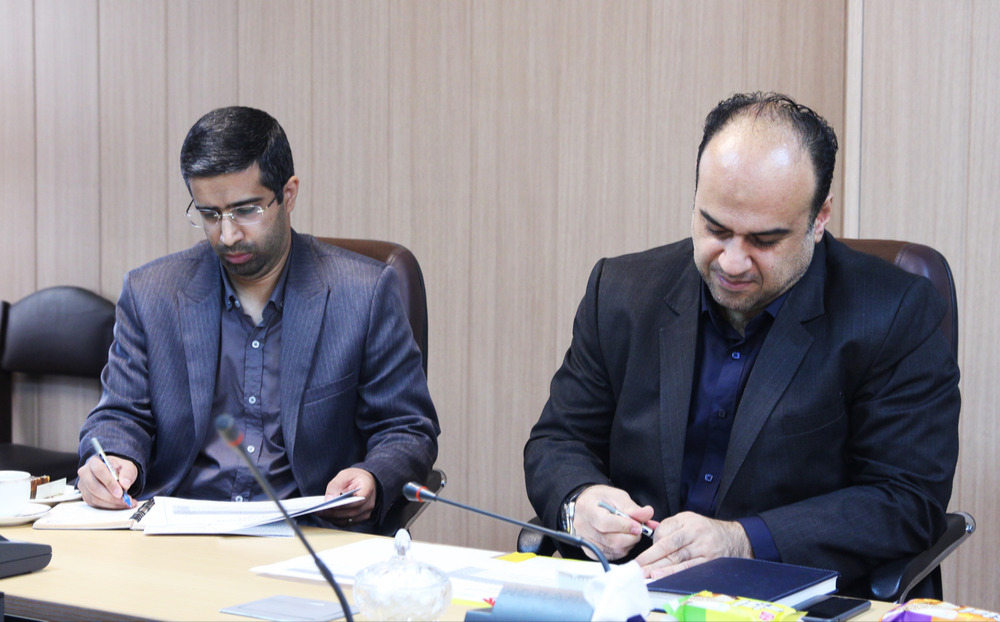 مراکز آموزشی زیان‌ده کانون زبان ایران در کشور جمع‌آوری خواهند شد