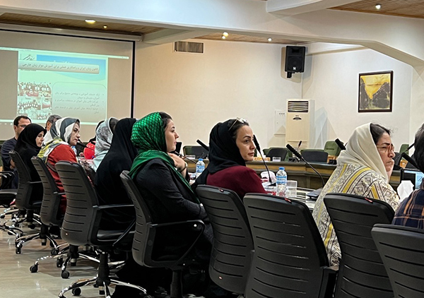 نشست گفتگوی تعاملی پیرامون اهمیت یادگیری زبان‌های خارجی برگزار شد