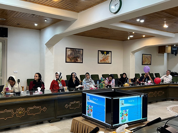 نشست گفتگوی تعاملی پیرامون اهمیت یادگیری زبان‌های خارجی برگزار شد