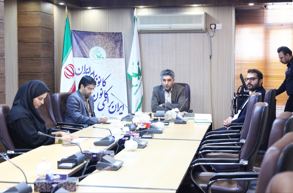 توسعۀ آموزش زبان در گفت‌وگو با رایزن فرهنگی قطر بررسی شد