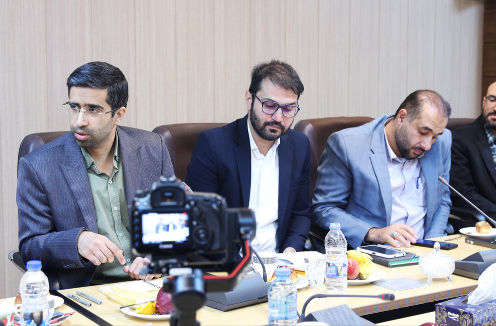 کانون زبان ایران یکی از بازوان مهم فرهنگی و اجرایی کانون پرورش فکری کودکان و نوجوانان است