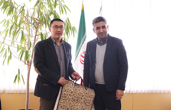 رییس کانون زبان ایران با رایزن فرهنگی سفارت چین دیدار و گفت و گو کرد