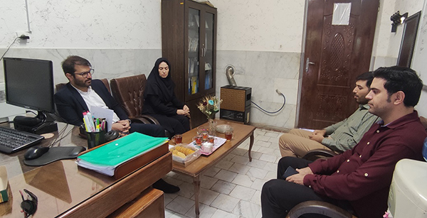 معاون پژوهش و برنامه‌ریزی کانون زبان ایران از مراکز آموزشی استان فارس بازدید کرد.