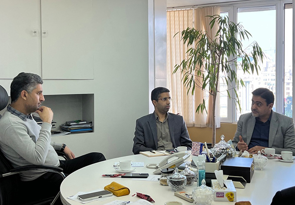 همکاری‌های مشترک کانون زبان ایران و بنیاد سعدی در حوزۀ آموزش زبان فارسی بررسی شد