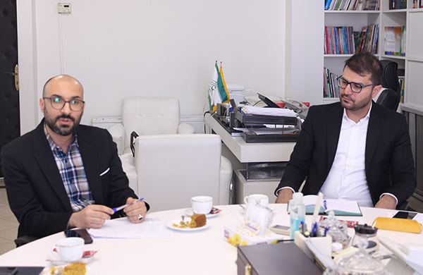 همکاری‌های مشترک کانون زبان ایران و بنیاد سعدی در حوزۀ آموزش زبان فارسی بررسی شد