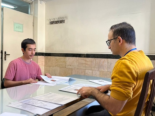 گزارش تصویری از روند برگزاری آزمون کتبی و شفاهی زبان اسپانیایی DELE