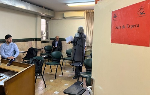 گزارش تصویری از روند برگزاری آزمون کتبی و شفاهی زبان اسپانیایی DELE
