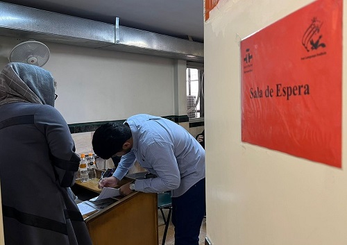 گزارش تصویری از روند برگزاری آزمون کتبی و شفاهی زبان اسپانیایی DELE