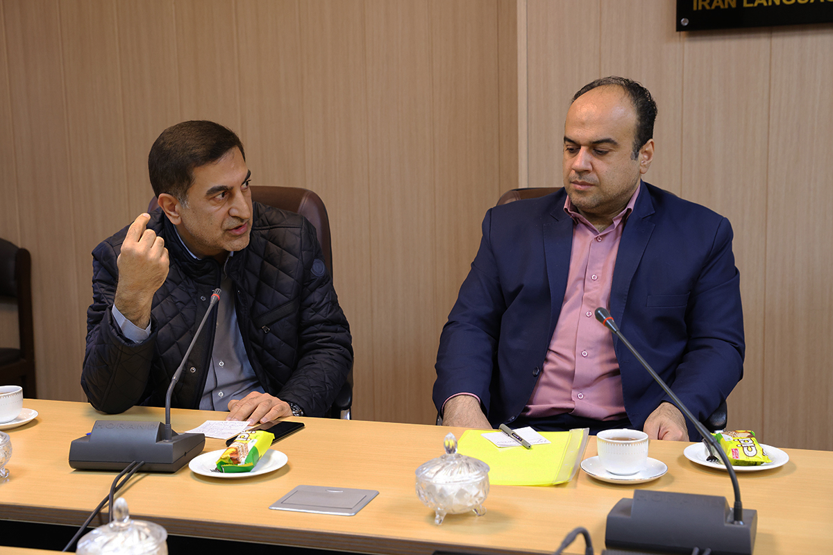 جلسه ۴ ساعته مدرسان کانون با دکتر ذوالفقاری 7