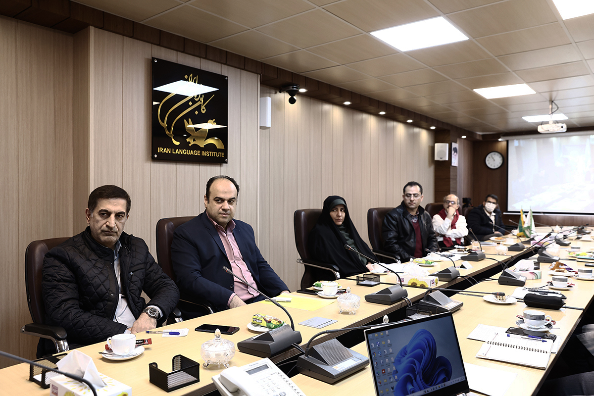 جلسه ۴ ساعته مدرسان کانون با دکتر ذوالفقاری 11