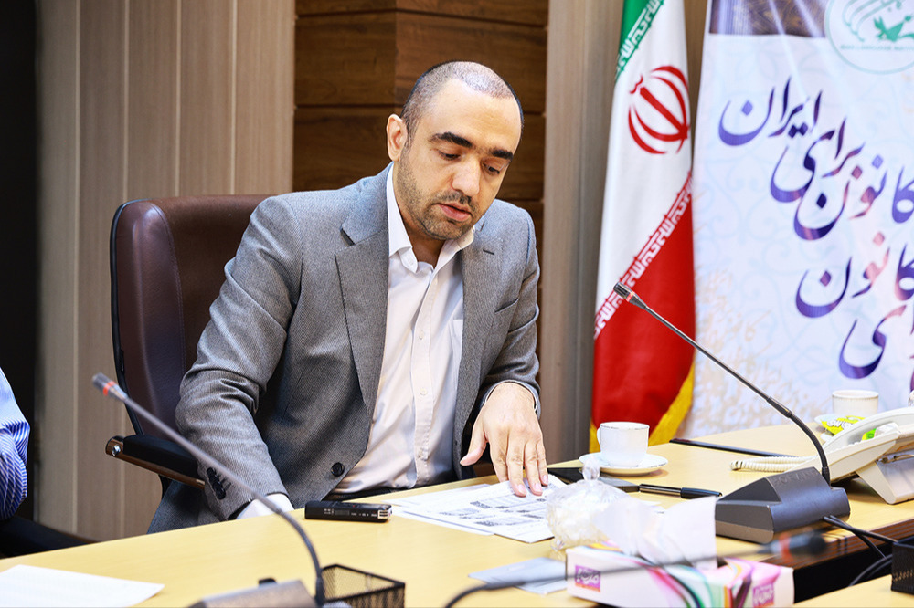 جلسۀ مدیران ستادی و استانی و مسئولان مراکز آموزشی کانون زبان ایران برگزار شد