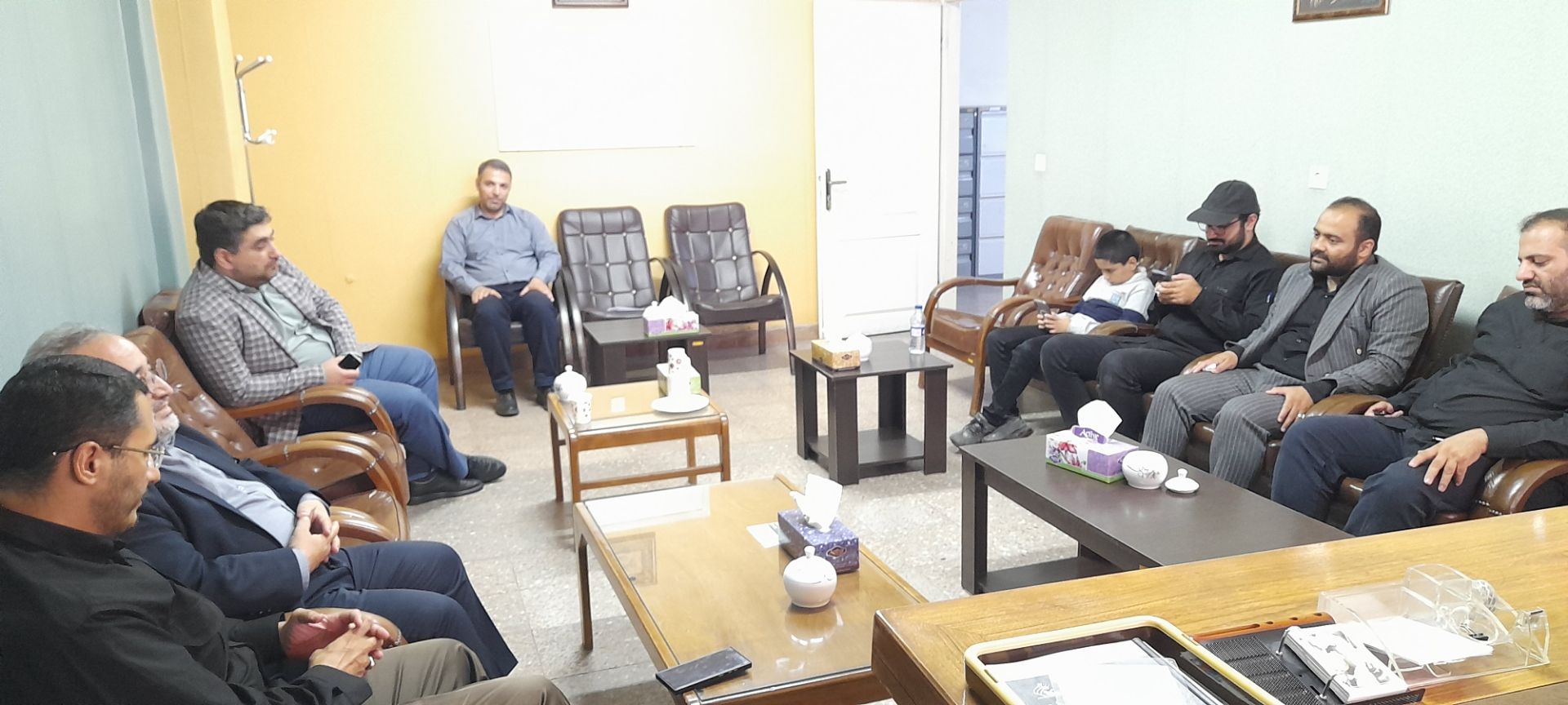 نمایندۀ مردم تبریز در مجلس شورای اسلامی از کانون زبان ایران این شهر بازدید کرد