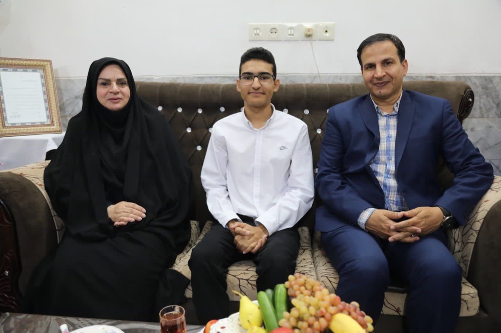 شرکت در کلاس‌های کانون زبان ایران در کسب این موفقیت تاثیرگذار بود