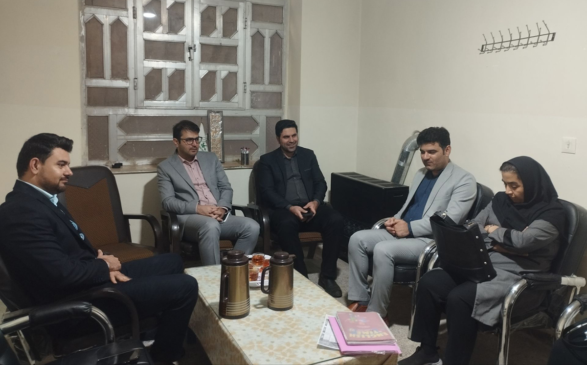 بازدید معاون پژوهش و برنامه‌ریزی آموزشی از مرکز آموزشی یاسوج