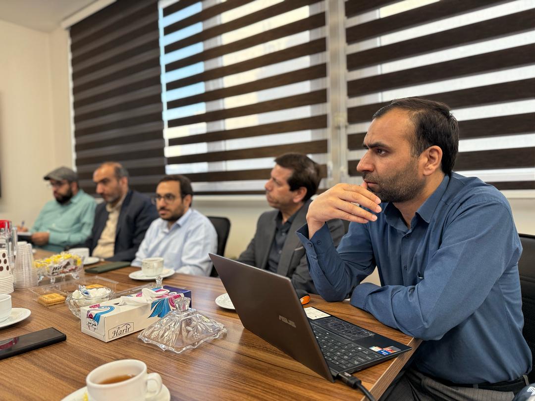 همکاری‌های میان کانون زبان ایران و سازمان فرهنگ و ارتباطات اسلامی کلید خورد