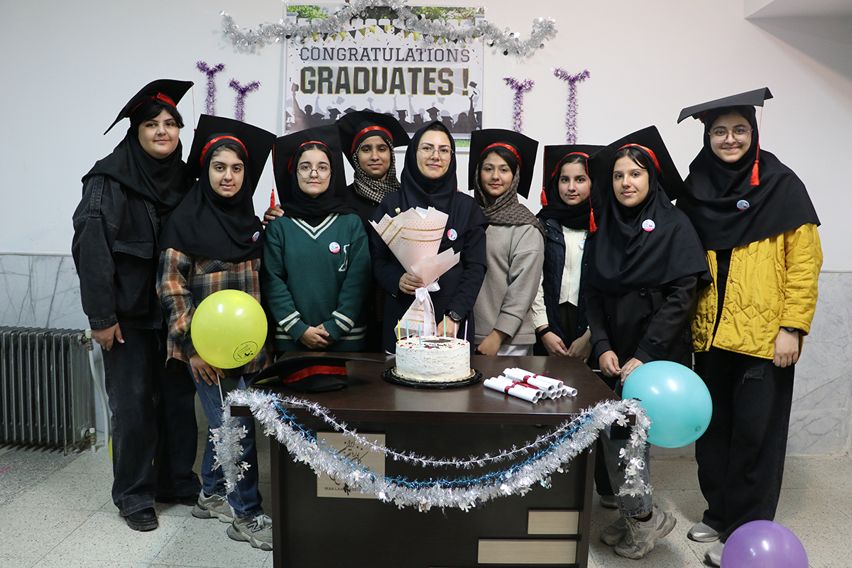 مراسم فارغ‌التحصیلی زبان‌آموزان گروه سنی نوجوانان یزد