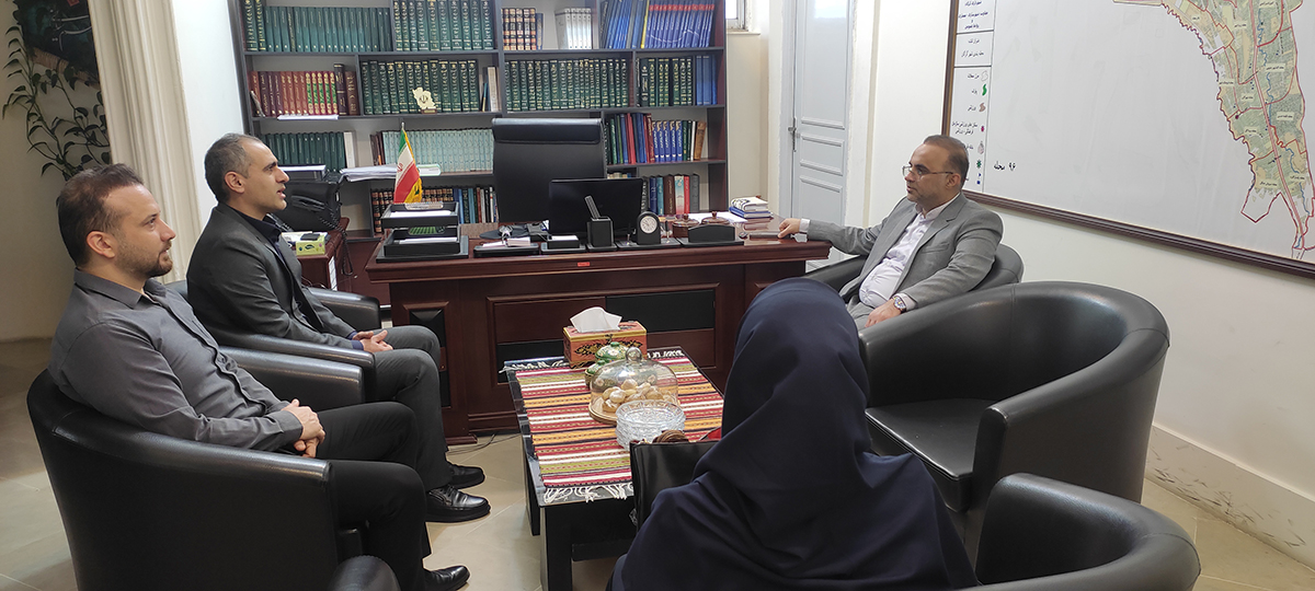 مدیر کانون زبان استان گلستان با فرماندار گرگان دیدار و گفت و گو کرد