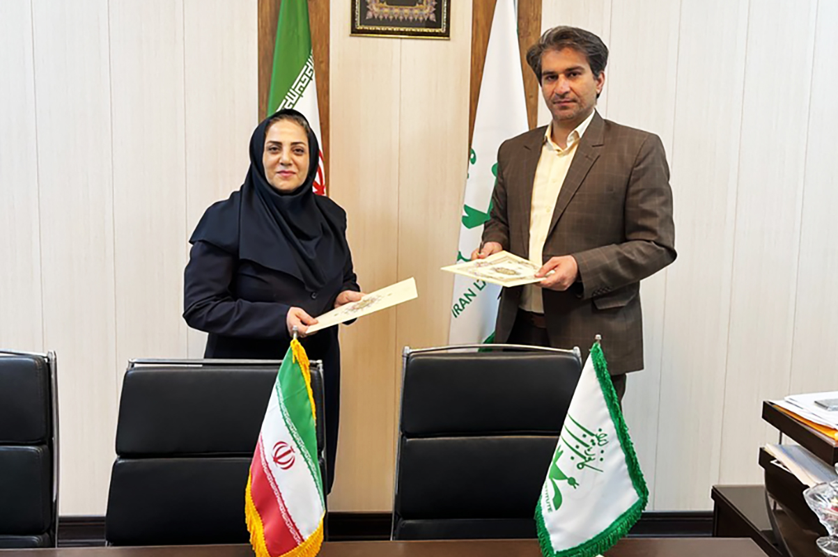 انعقاد تفاهم‌نامه همکاری میان کانون زبان ایران و شرکت ملی حفاری ایران