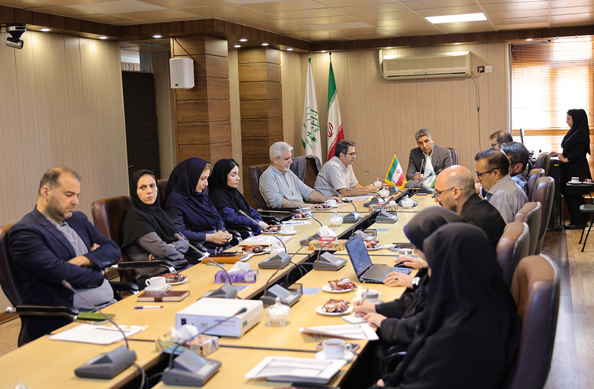 فرآیند جذب و نگهداشت زبان‌آموز در ترم تابستانِ کانون زبان ایران بررسی شد