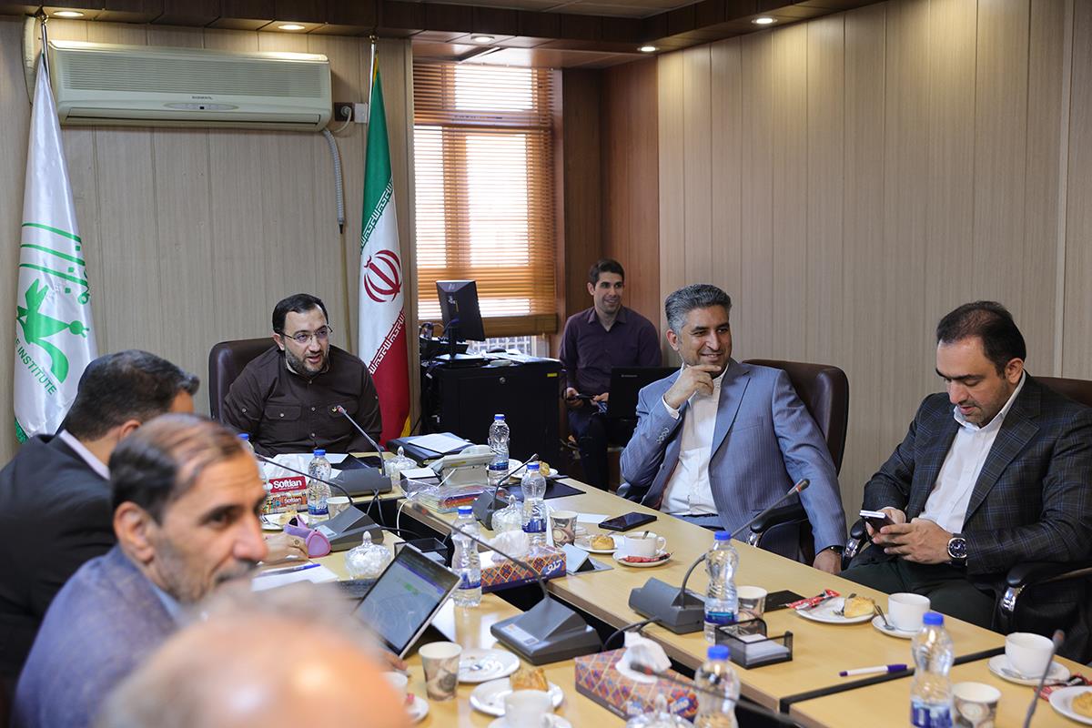 ایجاد هم‌افزایی مشترک میان کانون پرورش فکری و کانون زبان ایران الزامی است