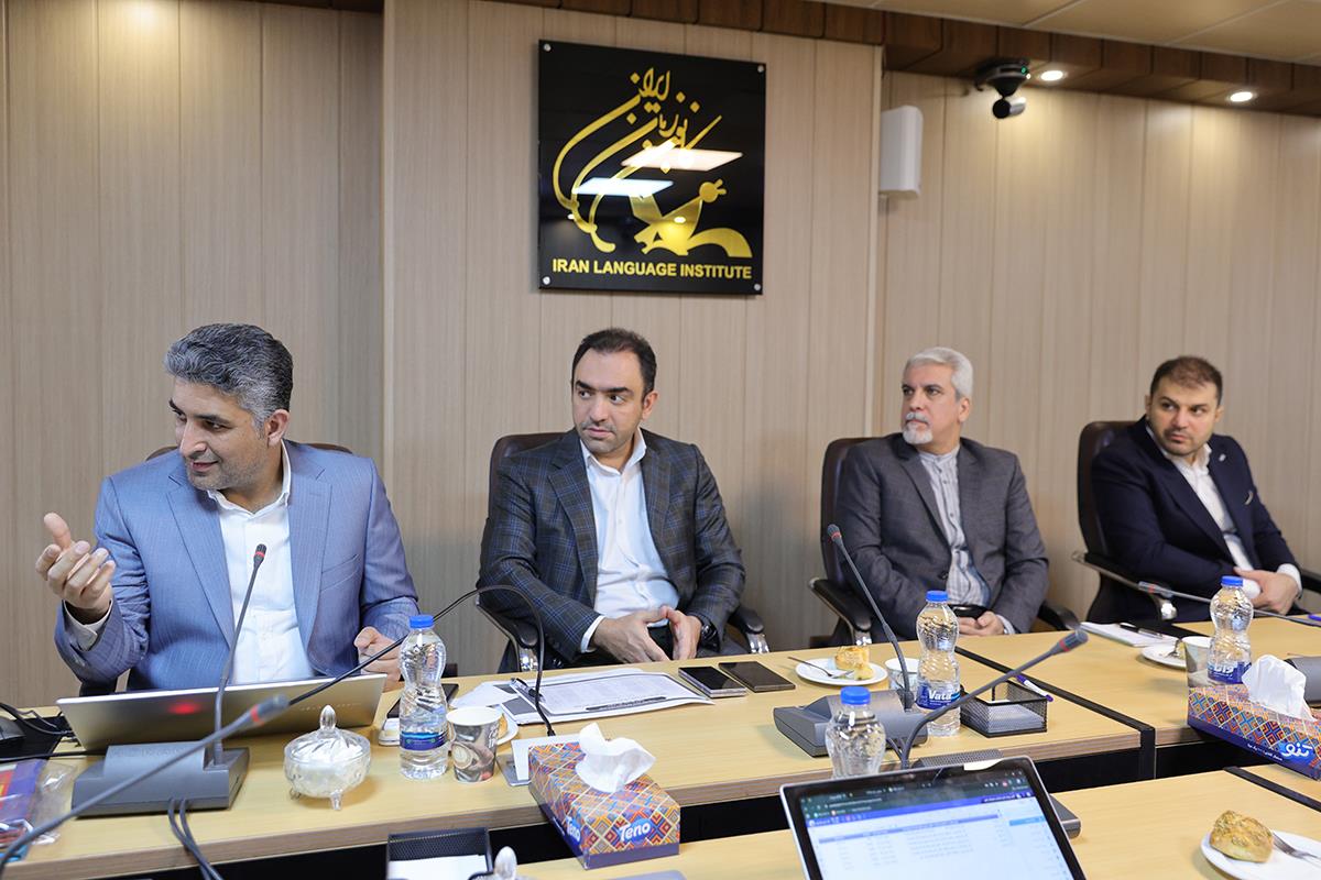 ایجاد هم‌افزایی مشترک میان کانون پرورش فکری و کانون زبان ایران الزامی است