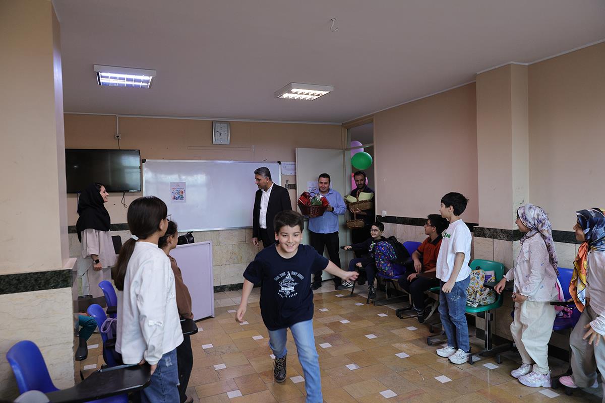 آموزش زبان در کودکی، زمینه‌ساز پرورش نسلی بین‌المللی، خلاق و فرهنگی است