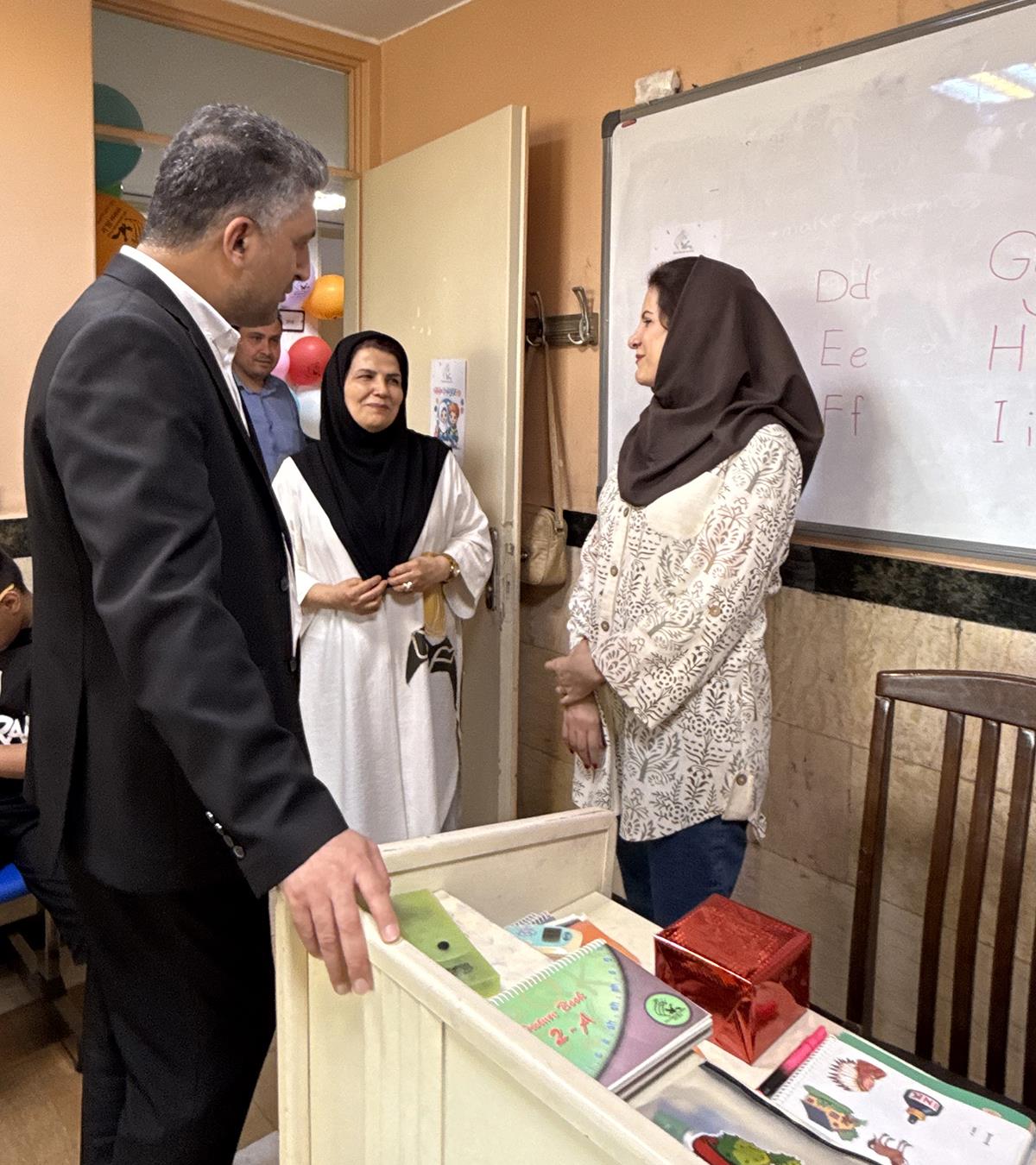 آموزش زبان در کودکی، زمینه‌ساز پرورش نسلی بین‌المللی، خلاق و فرهنگی است