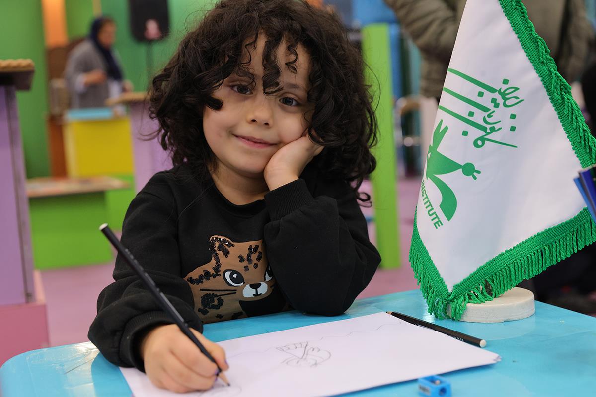 حضور کانون زبان ایران در دهمین جشنواره ملی اسباب بازی (گزارش تصویری)
