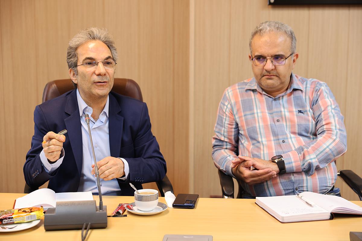 تقویت زیرساخت و کیفیت کلاس‌های آنلاین در کانون زبان ایران