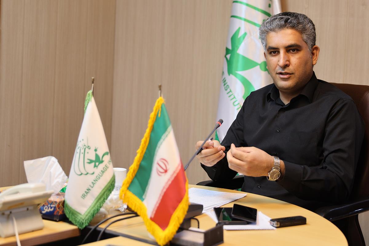 روحیۀ همکاری و تلاش کارکنان، سرمایه‌ای الهام‌بخش و قابل اتکا برای کانون زبان ایران