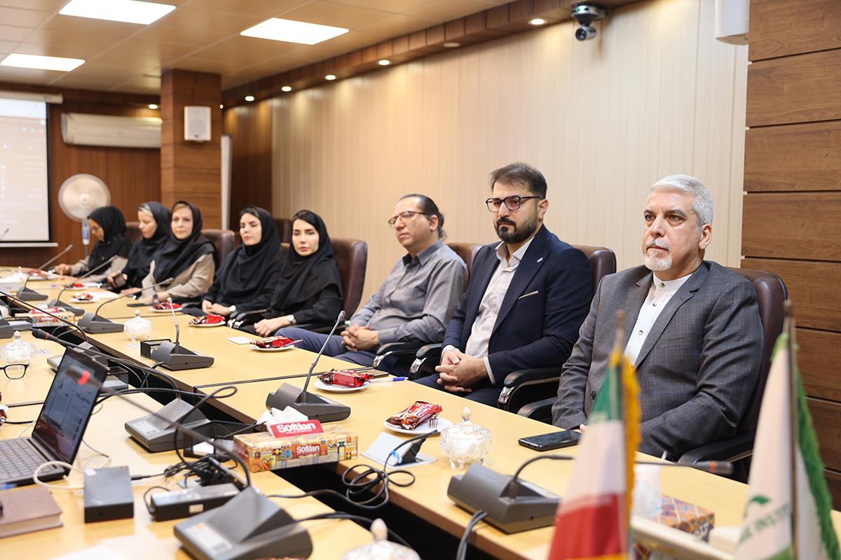رونمایی از نسخۀ ارتقایافته و زیرساخت‌های نوین سامانۀ آموزش آنلاین کانون زبان ایران