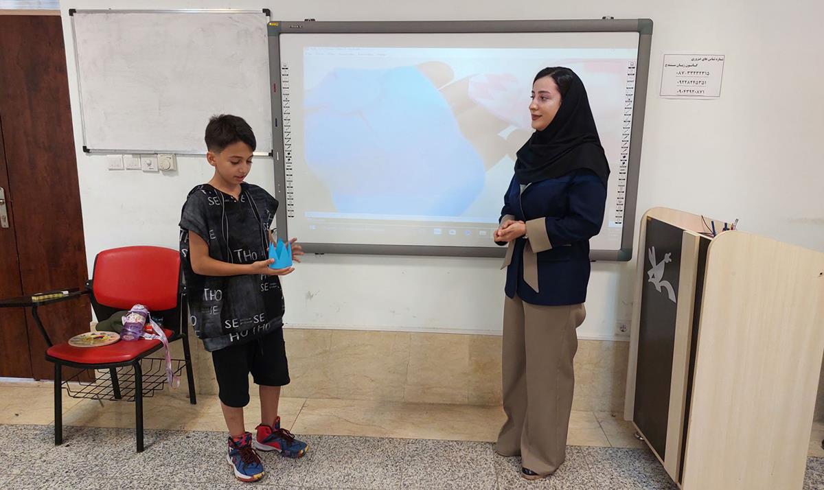 استقبال از "Science Time" و "ILI Fun Day" در کانون زبان استان کردستان