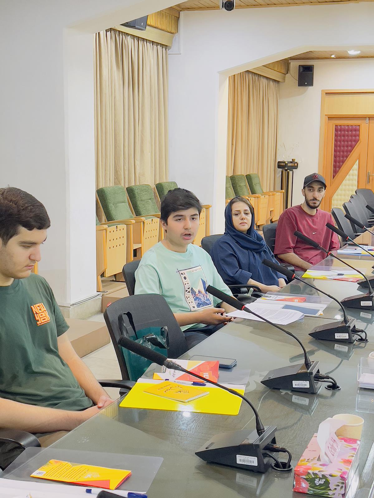 «تور ملی آیلتس» کانون زبان ایران در ایستگاه دوم به تهران رسید