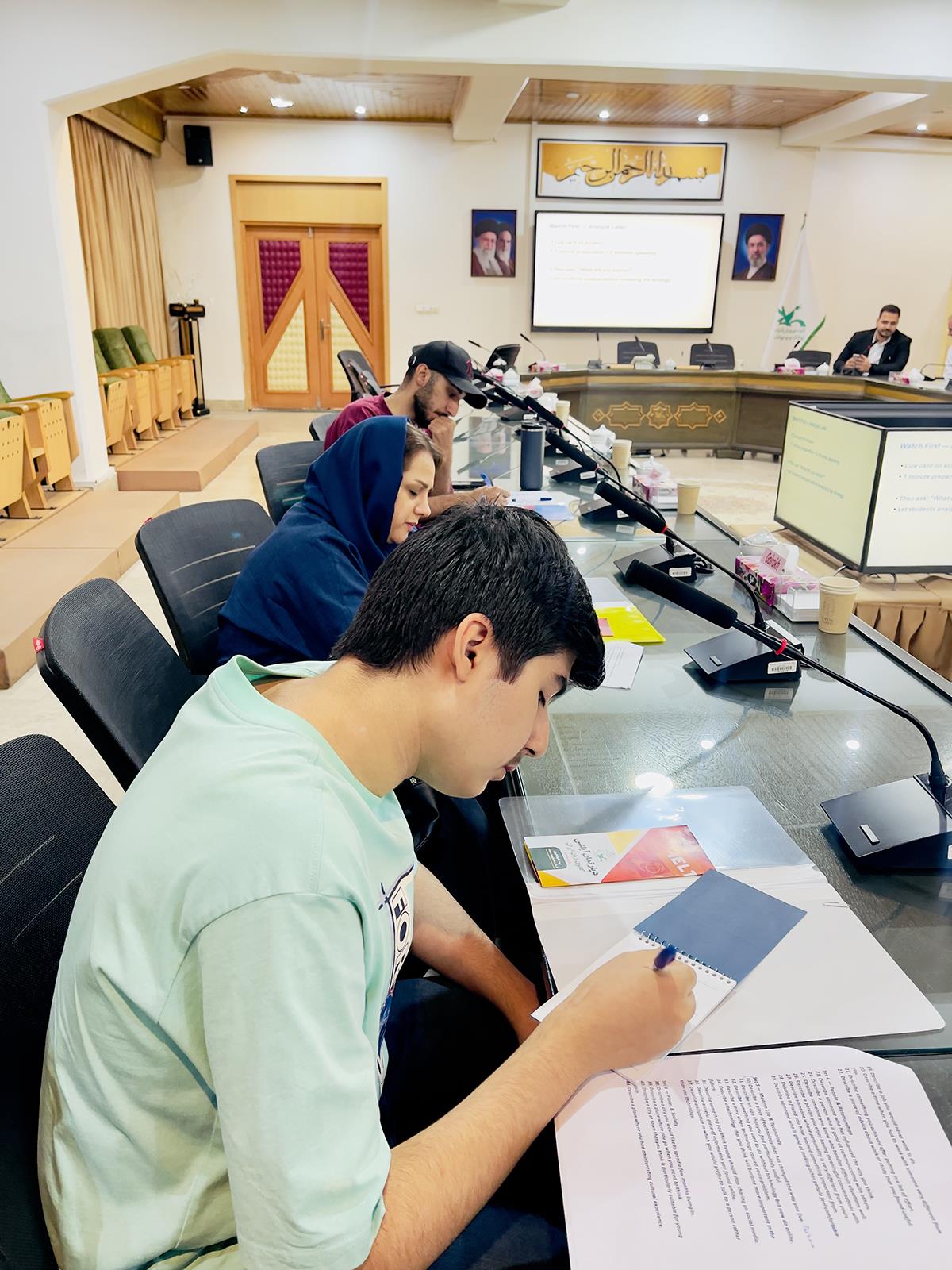 «تور ملی آیلتس» کانون زبان ایران در ایستگان دوم به تهران رسید